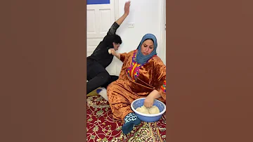 ابعد عني 