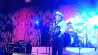 Los Cachorros de Juan Villarreal- Regalo Caro