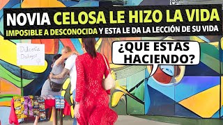 Novia celosa le hizo la vida imposible a desconocida y esta le da la lección de su vida.