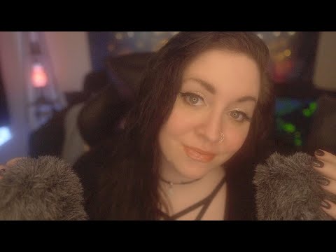 🕊️ ASMR | Fluffy mic scratching & combing 🥰💕