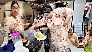 مشيت نشوف مي لقيت فاتي معصبة كاتغوت بغات ضرب وتلوح من شرجم مي مريضة هاد شي غير أيزيد عليها 