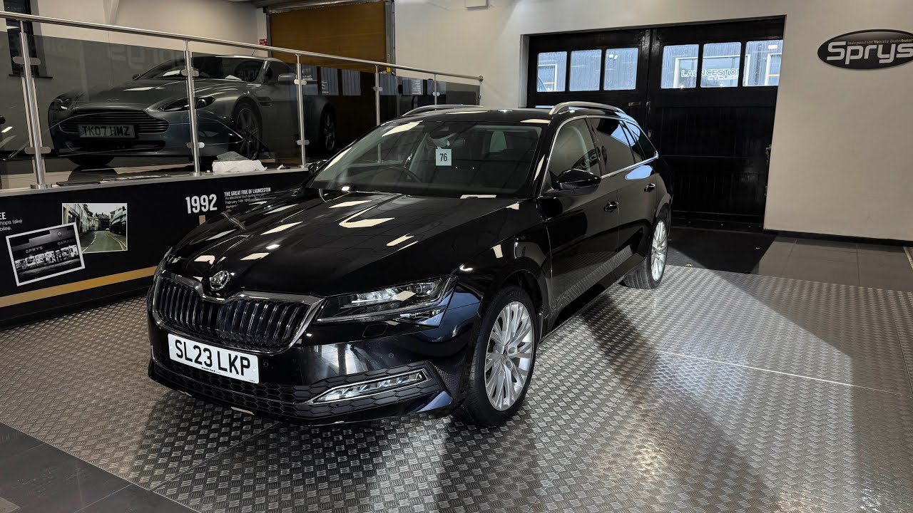SKODA SUPERB 2023