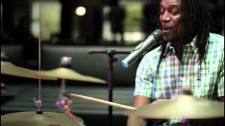 Irmaos Verdades - Kuduro Caliente (Video Oficial HD)