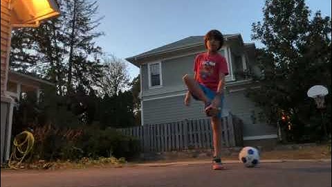 How to curve a soccer ball       (part one of a new series)