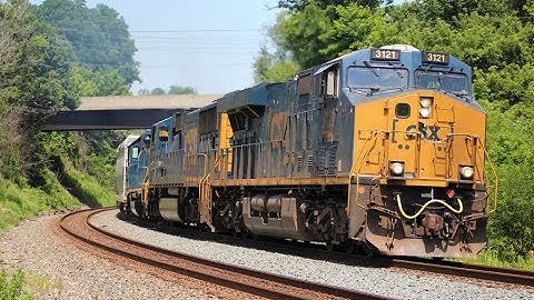 CSX Q433 & C711 on the River Line