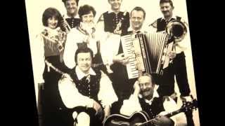 Video thumbnail of "Die Sieben Rosen - Slavko Avsenik & seine Original Oberkrainer (Sedem Vrtnic)"