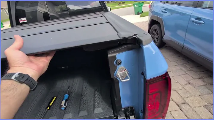 RealTruck BAK BAKFlip MXHard Folding Truck Bed Tonneau Cover 2024 2025 Honda Ridgeline