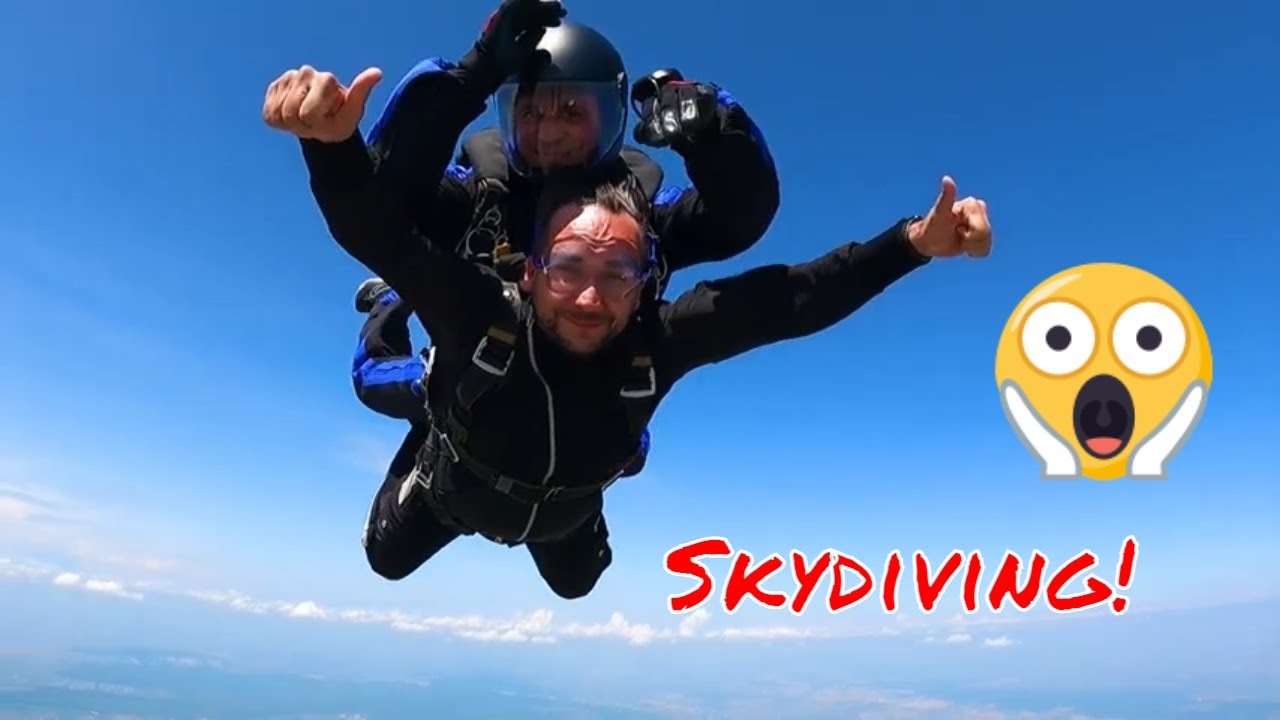 Skydiving from 3000 meters! OMG! 😱😱 Salt cu parasuta in Suceava! 2022