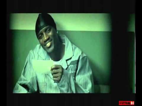 Eminem - Smack That (Remix) Lyrics