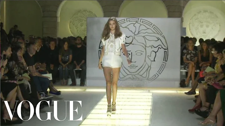 Versace Ready to Wear Spring 2012 Vogue Fashion Week Runway Show