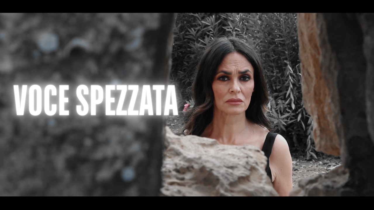 Bellamorèa con la straordinaria partecipazione di Maria Grazia Cucinotta - Voce Spezzata Videoclip