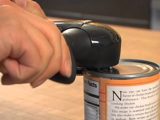 OXO Good Grips Smooth Edge Can Opener : ergonomic handles