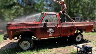SQUARE BODY CHEVY SAVED From The Scrap Yard! (GMC) FIRST LOOK! Truck sat for 20+ years...
