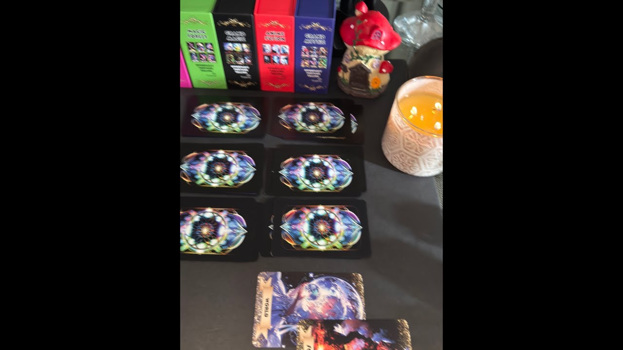 🍀The Tarot World is live! Всем хорошего понедельника ❤️🥰👩‍❤️‍💋‍👨🙃☀️🍀 гадаем