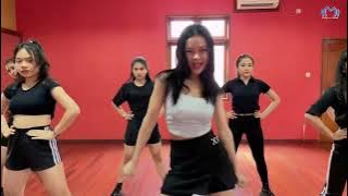 Melly Lee - Matamu | Dance Practice