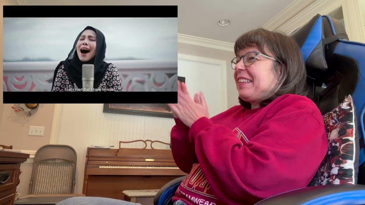 Учитель музыки реагирует на песню Ванни Вабиолы «Я так тебя люблю»