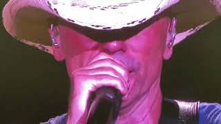 Kenny Chesney “Living in Fast Forward”6-16-22 Bristow VA Jiffy Lube Live