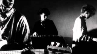 Clan Of Xymox - No Words (1985) chords