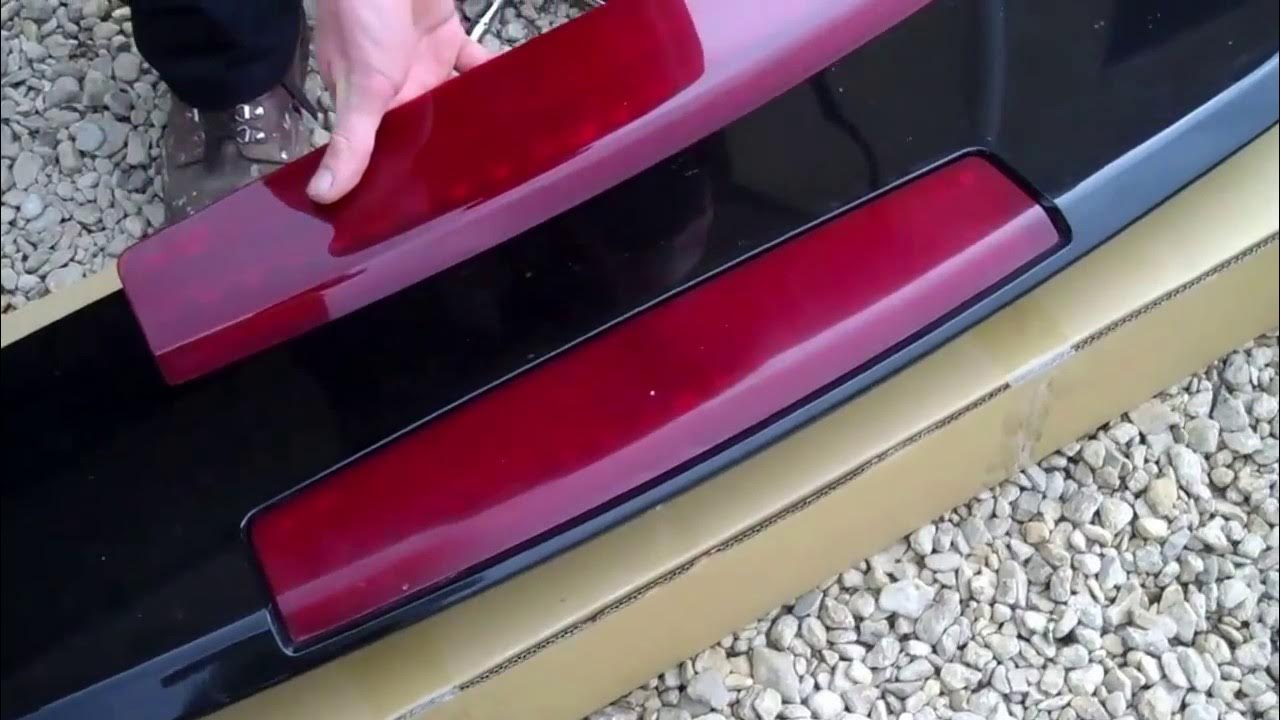 How to change the rear spoiler brake light on Range Rover Sport 2005