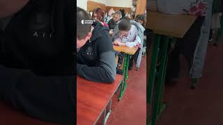 #суспільневінниця #радіодикатант  У Вінниці старшокласники та нацгвардійці пишуть радіодиктант