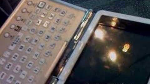 Google I/O - Android running on Sharp Zaurus SL-3200 part 1