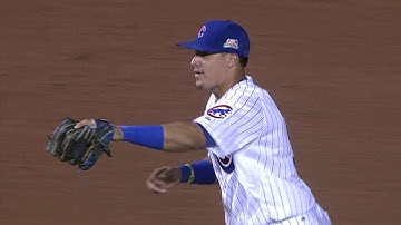 MIL@CHC: Cubs turn 6-4-3 double play to end 8th