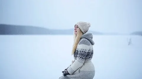 Dance of the snowflakes