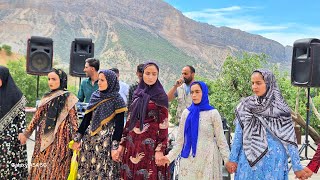 Nomadic life: Dal's family going to the wedding of one of their relatives