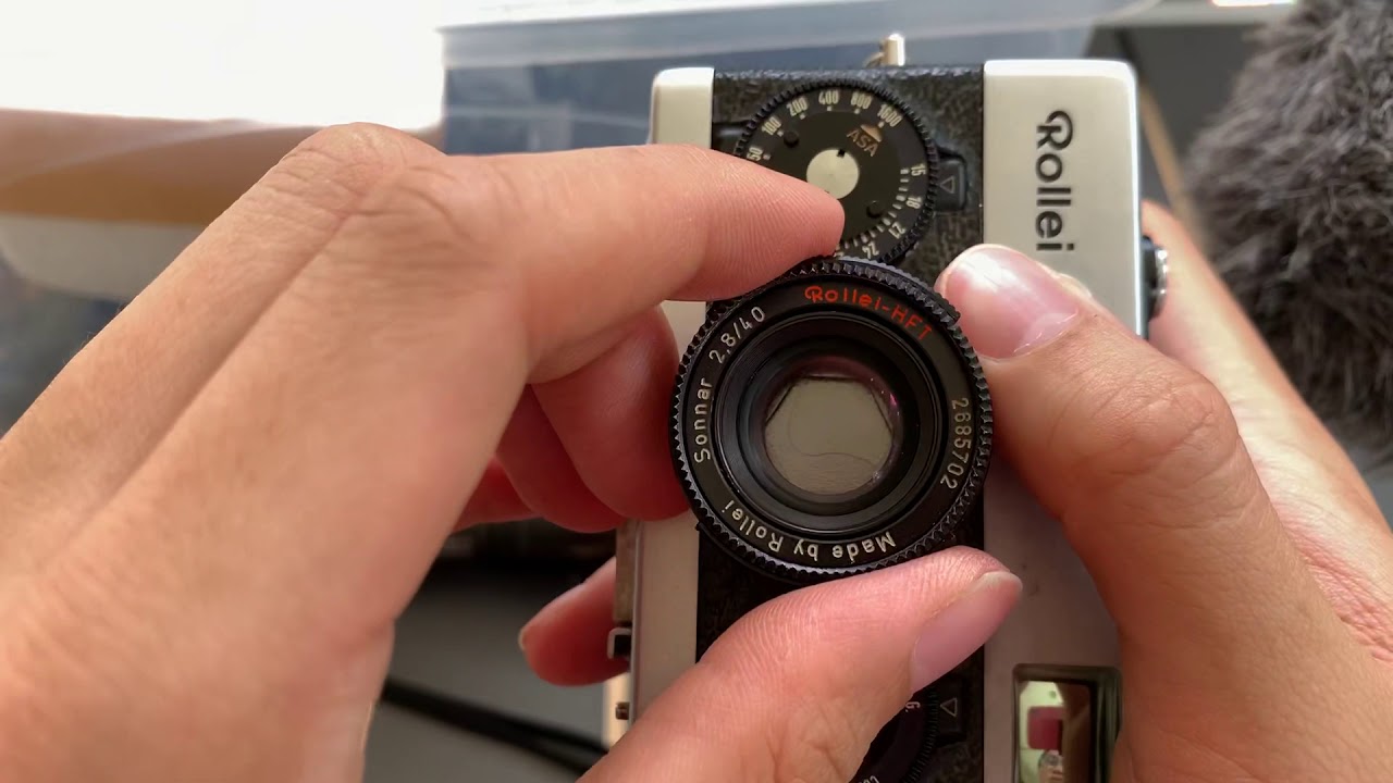 How To Retract The Lens Of Rollei 35 SE Back Into The Camera ( Rollei