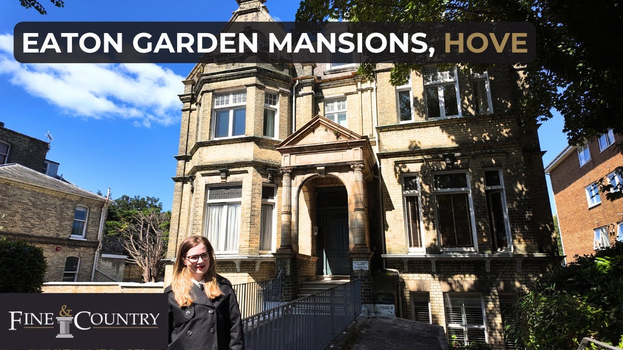 Luxury Top Floor Flat in Hove with Direct Lift Access & 3 Private Balconies