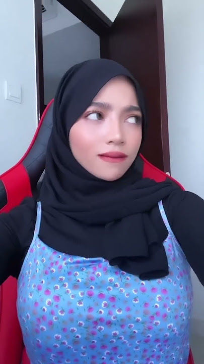OKLINFIA GIGIT BIBIR BAWAH ❗ #share #like #subscribe