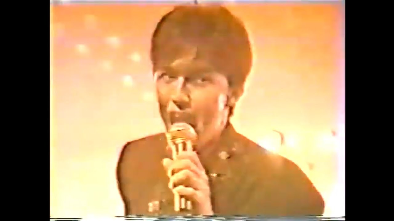 B'z｢君の中で踊りたい｣ LIVE-GYM＃00 OFF THE LOCK - YouTube
