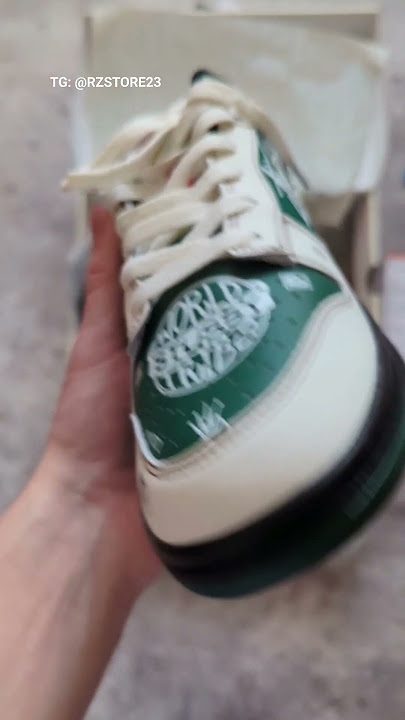 Nike Dunk Low × Stussy 'Bmw M3'