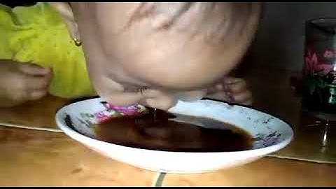 viral anak kecil minum kopi hitam wkwkwkwkkk
