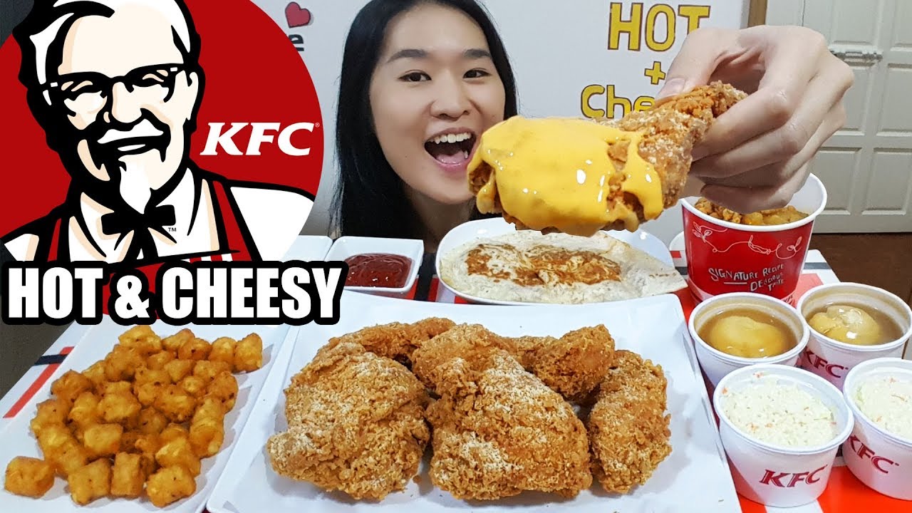 KFC HOT & CHEESY FRIED CHICKEN! Cheesy BBQ Meltz, Curry Rice Bucket ...