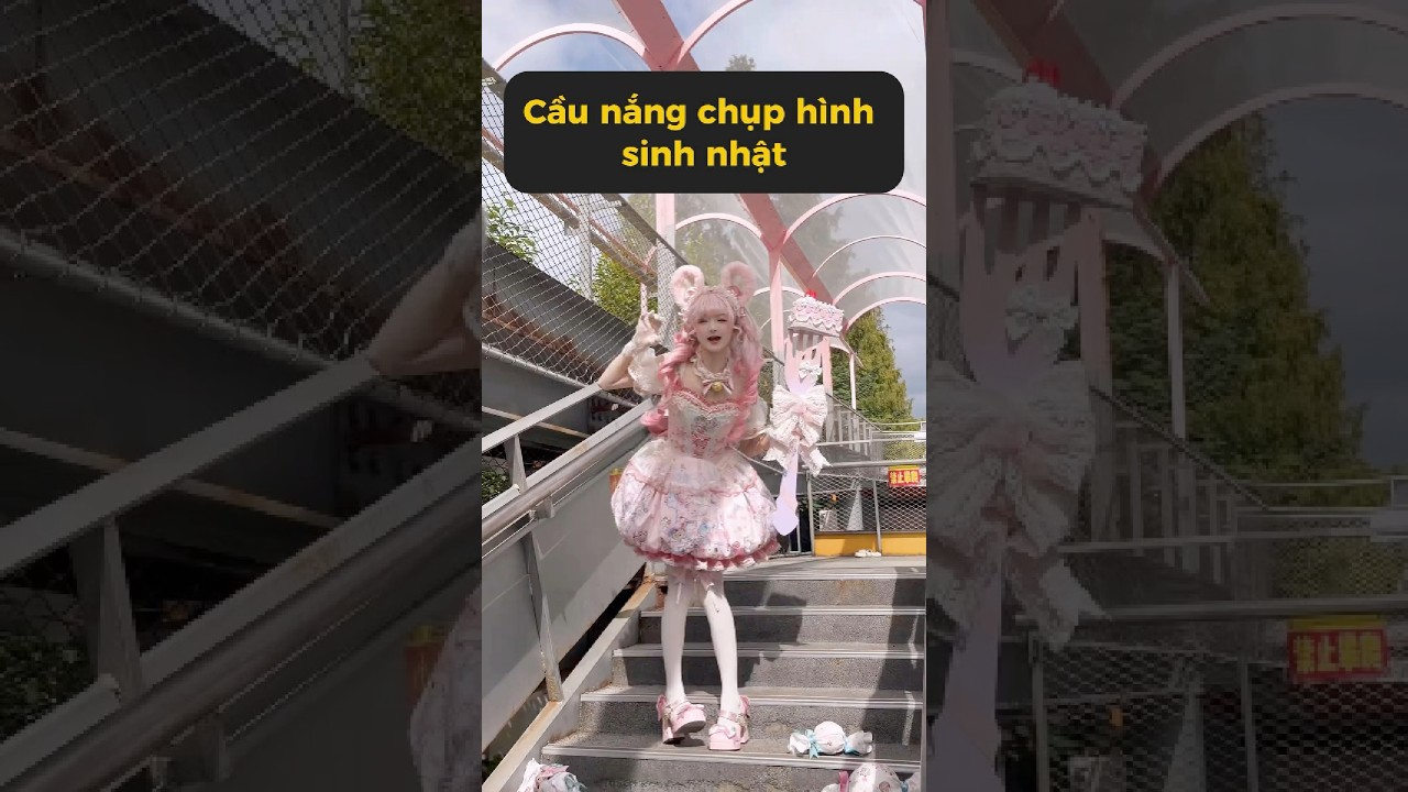 “Chụp 5 phút, đợi ánh sáng 30 phút…” #meowcosplay #shorts
