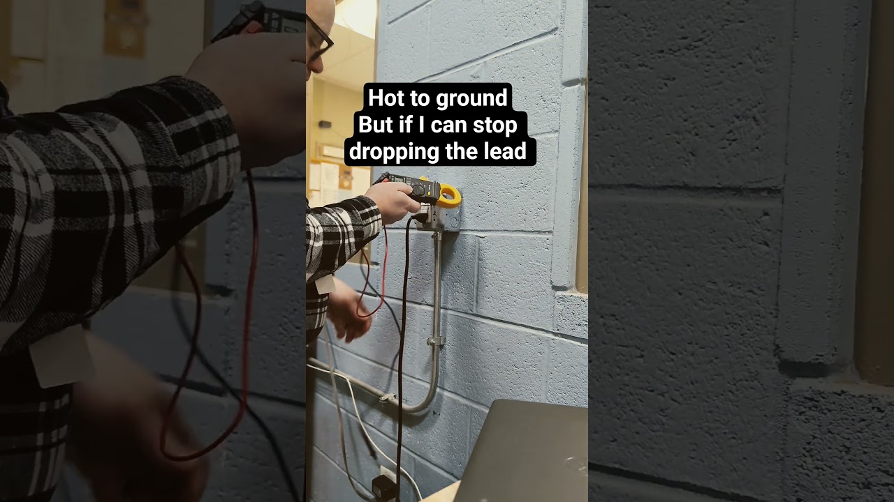 How to Use a Voltmeter 🔌 Easy Guide