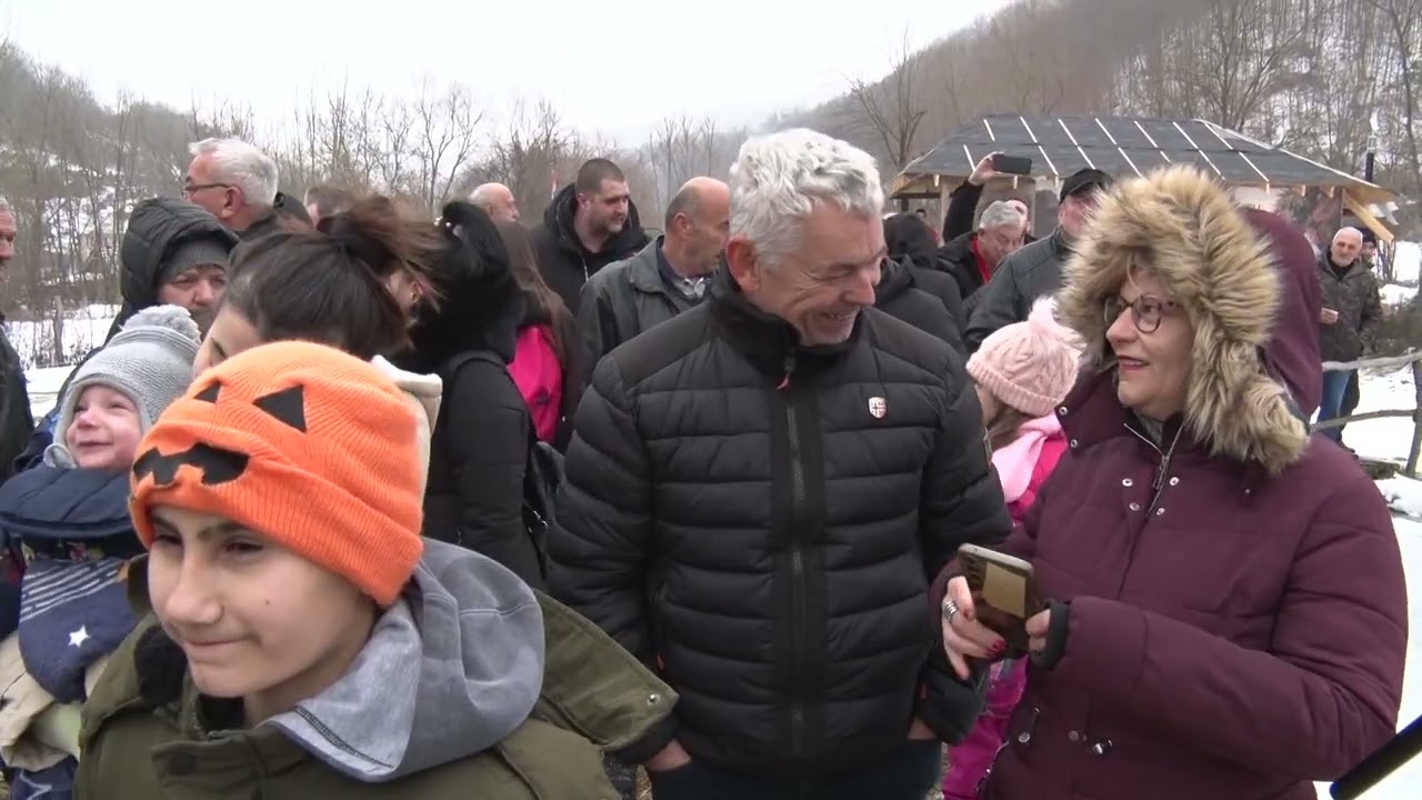 Dulene u znaku Bogojavljenja: Rekordan broj plivača i velika podrška za izgradnju hrama