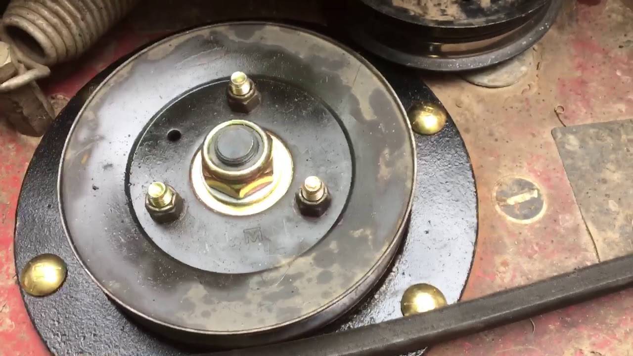 Spindle replacement for a Toro zero turn commercial mower YouTube