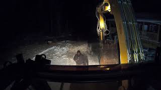 Excavator offloading