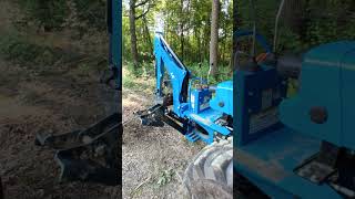 LS MT226E lift capabilities! Moving concrete for the house foundation! #lstractor #mt226e #offgrid