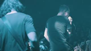 Touché Amoré - "Uppers / Downers" (Live)