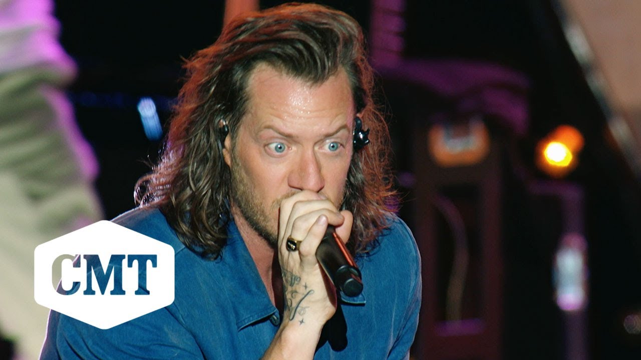 Tyler Hubbard Performs “Dancin’ in the Country” | CMT Summer Camp Tyler Hubbard Performs “Dancin’ in the Country” | CMT Summer Camp