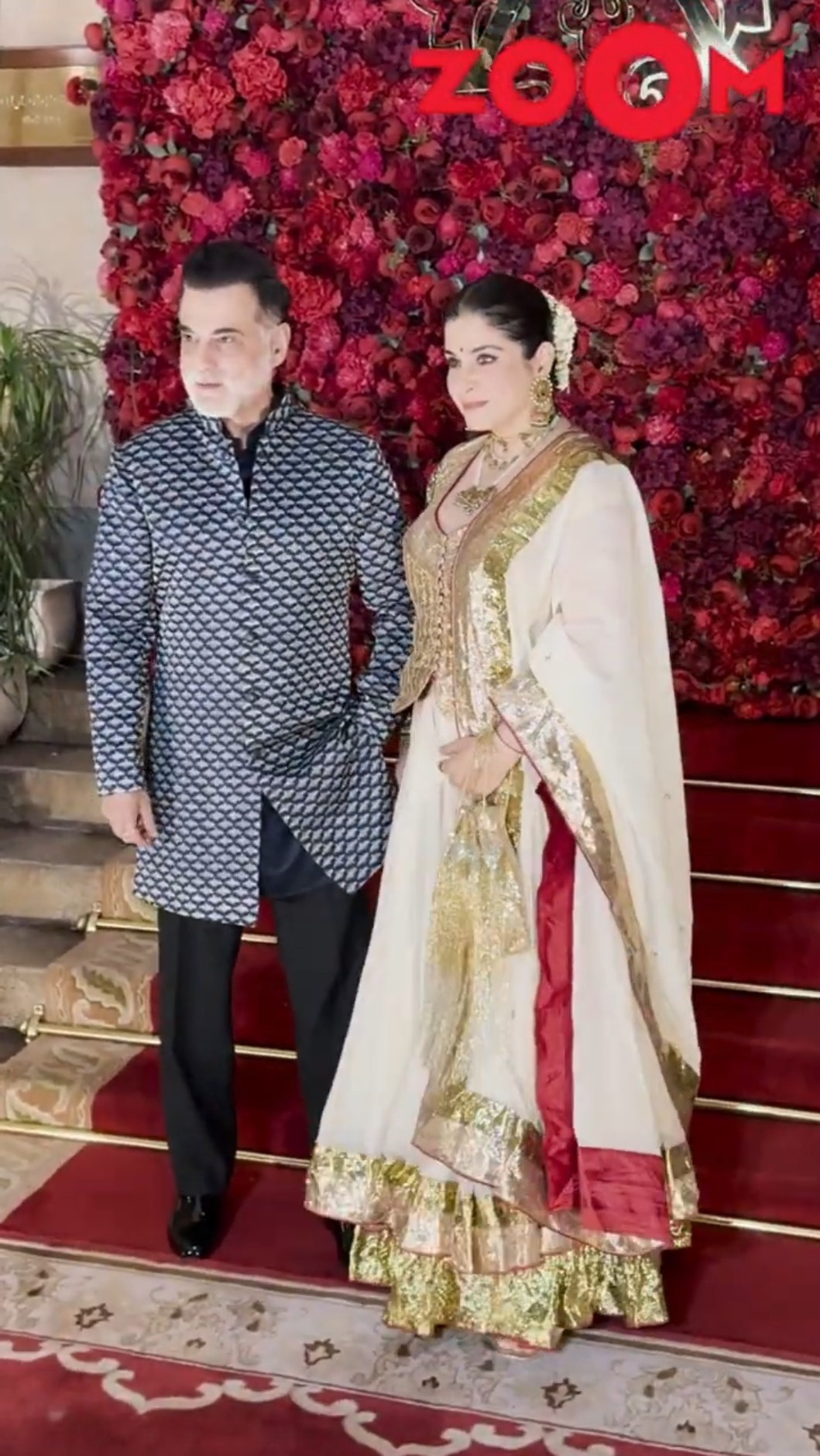Maheep Kapoor and Sanjay Kapoor's STYLISH entry at Aadar Jain-Alekha Advani Wedding #shorts