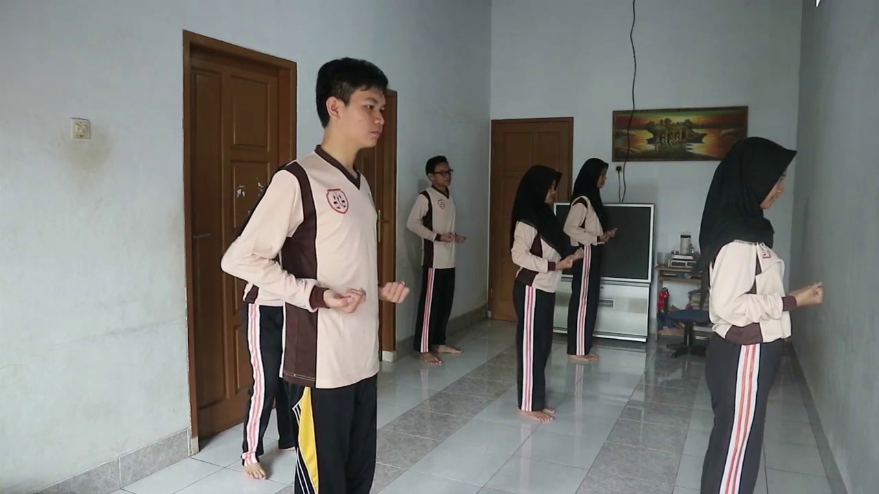 Berikut ini yang merupakan variasi gerakan bela diri pencak silat yaitu