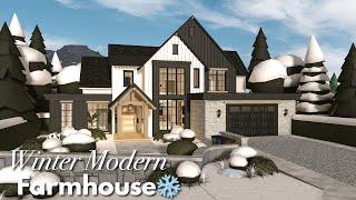 Bloxburg : WINTER MODERN FARMHOUSE | Speedbuild | PART 1