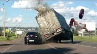 Download Những Thằng Tài Xế Nguy Hiểm Nhất Hệ Mặt Trời | The Most Dangerous Drivers In Th Video MP3 Những Thằng Tài Xế Nguy Hiểm Nhất Hệ Mặt Trời | The Most Dangerous Drivers In Th