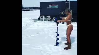 Bigo Live Membuat Lubang Untuk Mancing Di Danau Es Sports Life