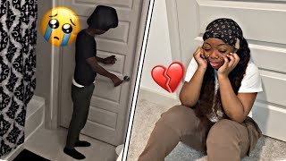 CRYING WITH THE DOOR LOCKED PRANK ON BOYFRIEND *cute reaction🥺*