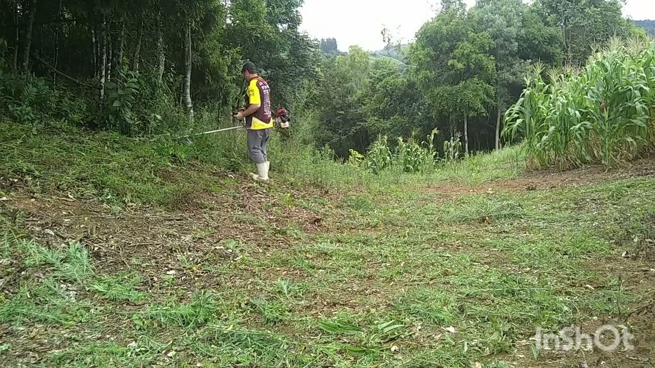 Roçadeira Garthen CG 550 a Gasolina 